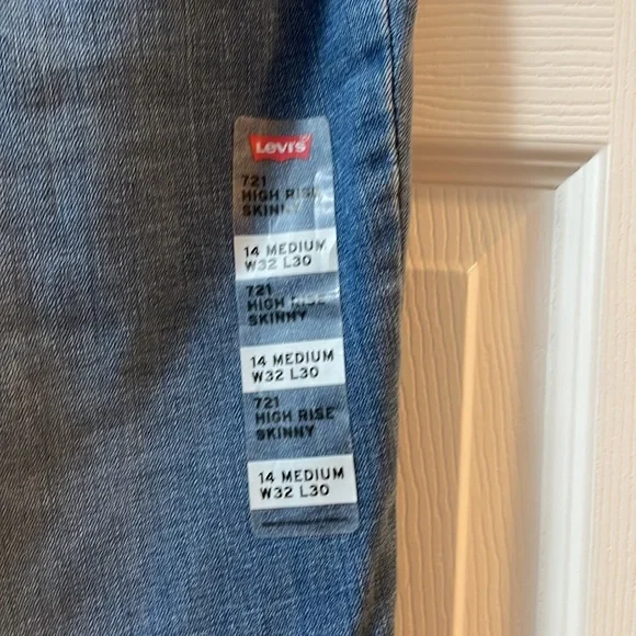 Levi 721 a high rise skinny jean - size 14- W32 L30 - Picture 2 of 9
